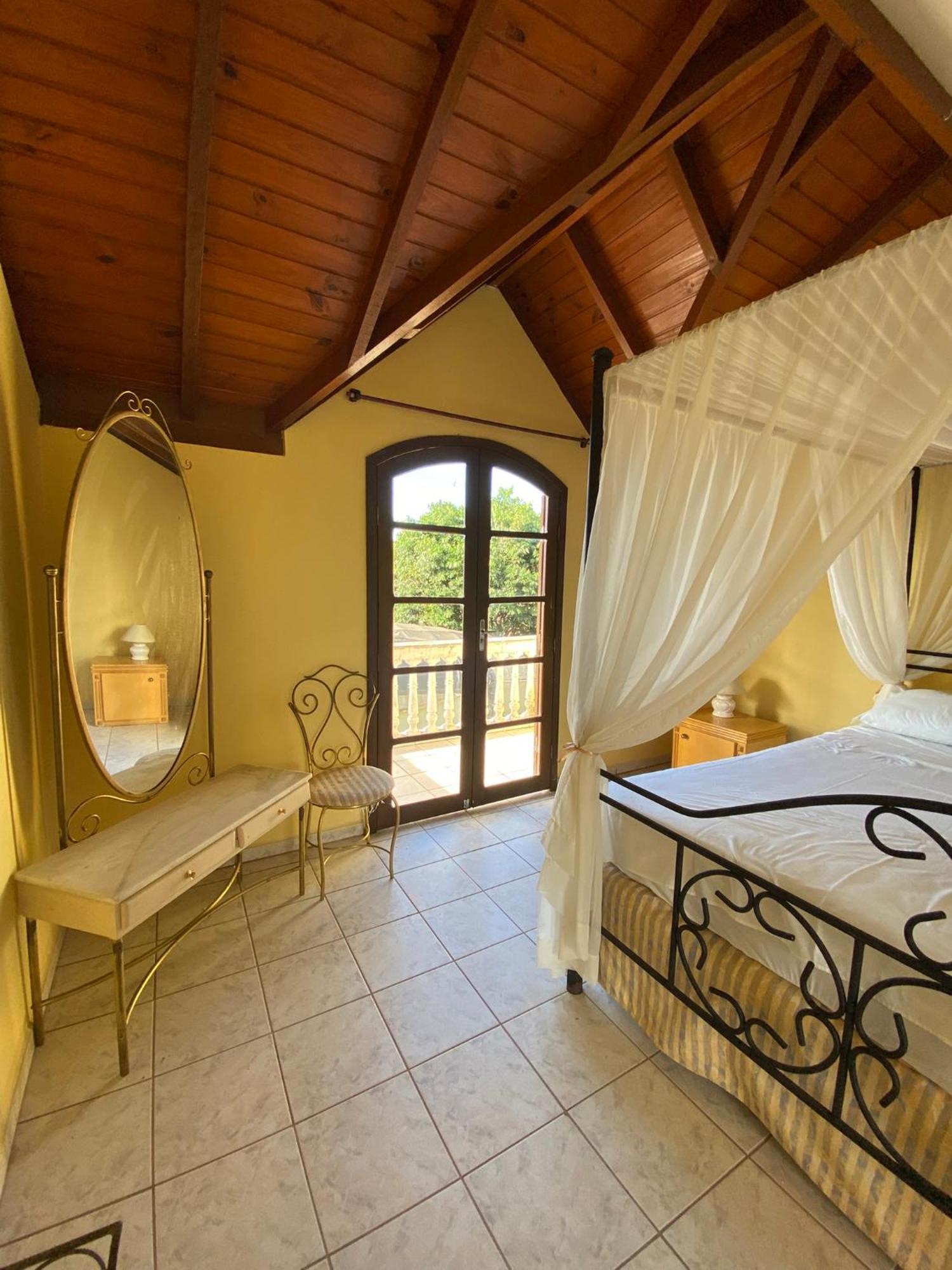 São José dos Pinhais Hotel Velha Corte المظهر الخارجي الصورة