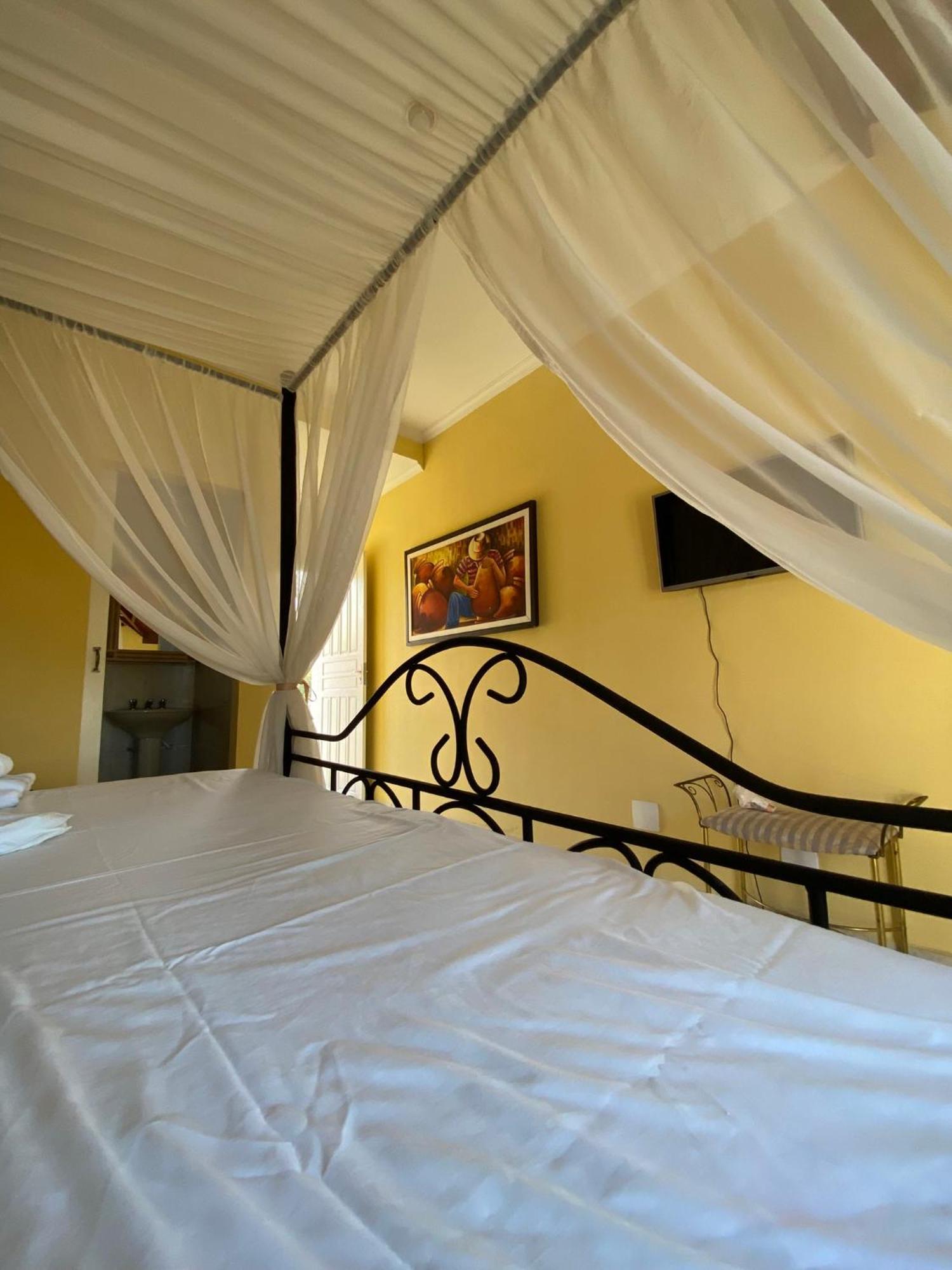 São José dos Pinhais Hotel Velha Corte المظهر الخارجي الصورة